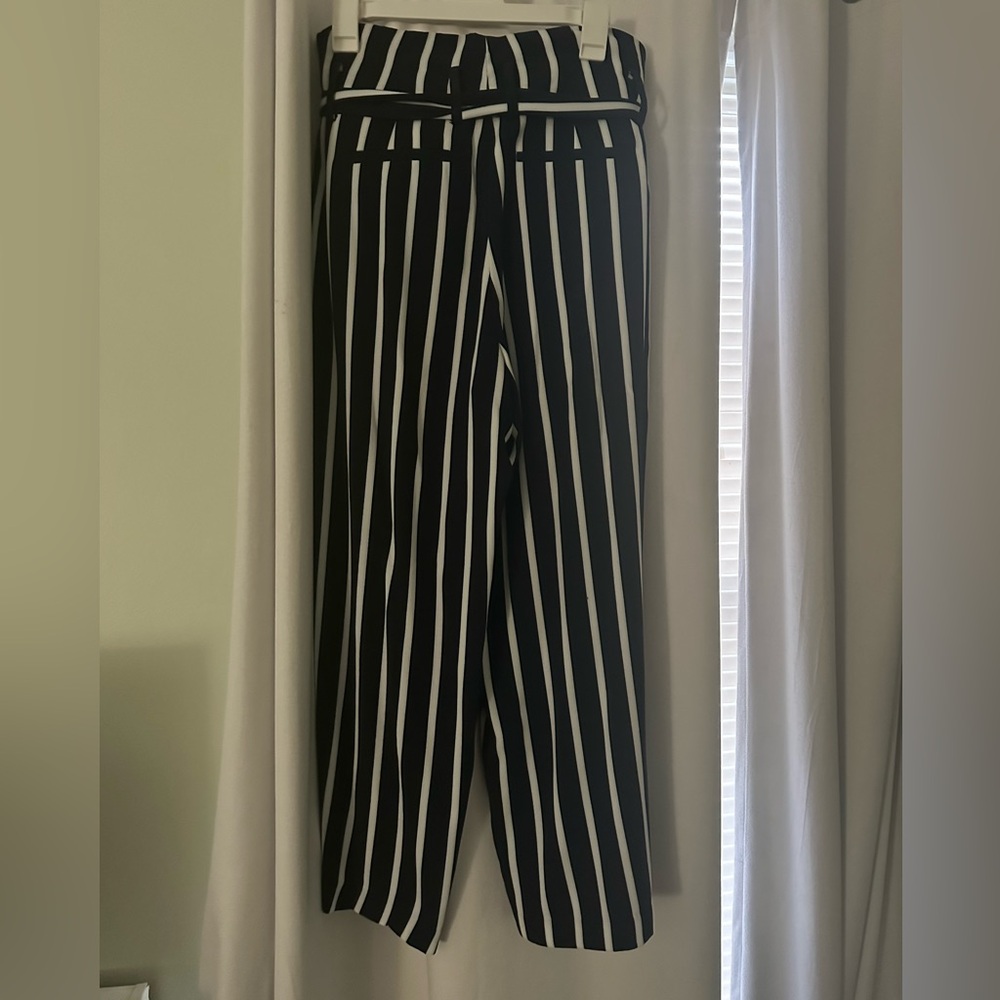 Flowy pants - Picture 2 of 4